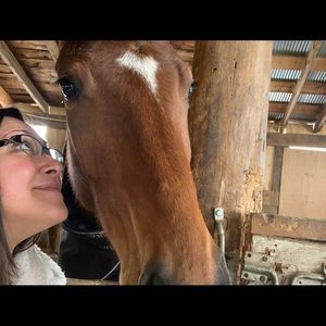 Meet your Posher, Amber